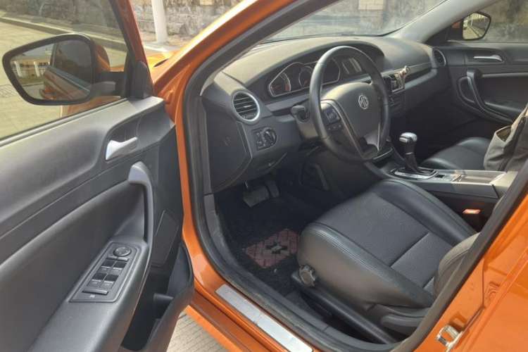 Used MG 6 2014 Hatchback 1.8T Automatic Performance Edition Interior 5