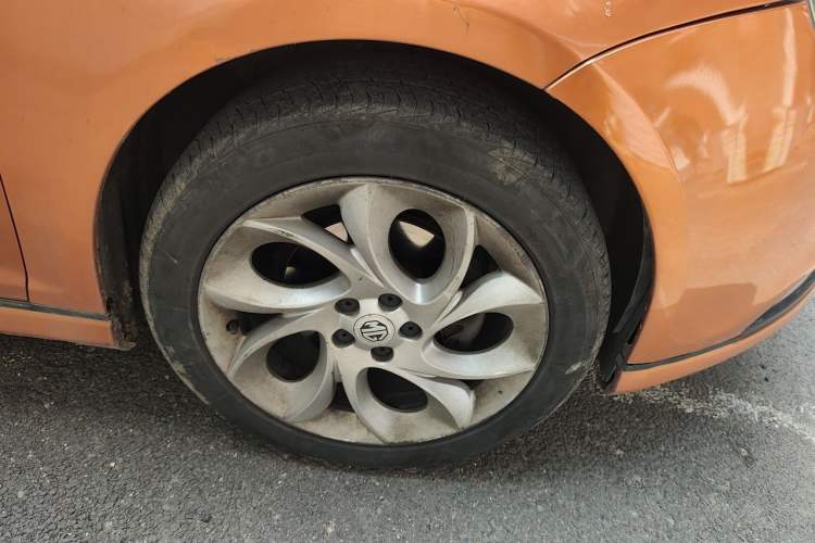 Used MG 6 2014 Hatchback 1.8T Manual Performance Edition Right Front Wheel Hub