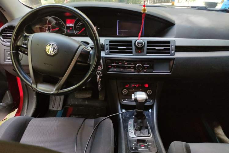 Used MG 6 2014 Hatchback 1.8L Automatic Drive Value Edition Center Console