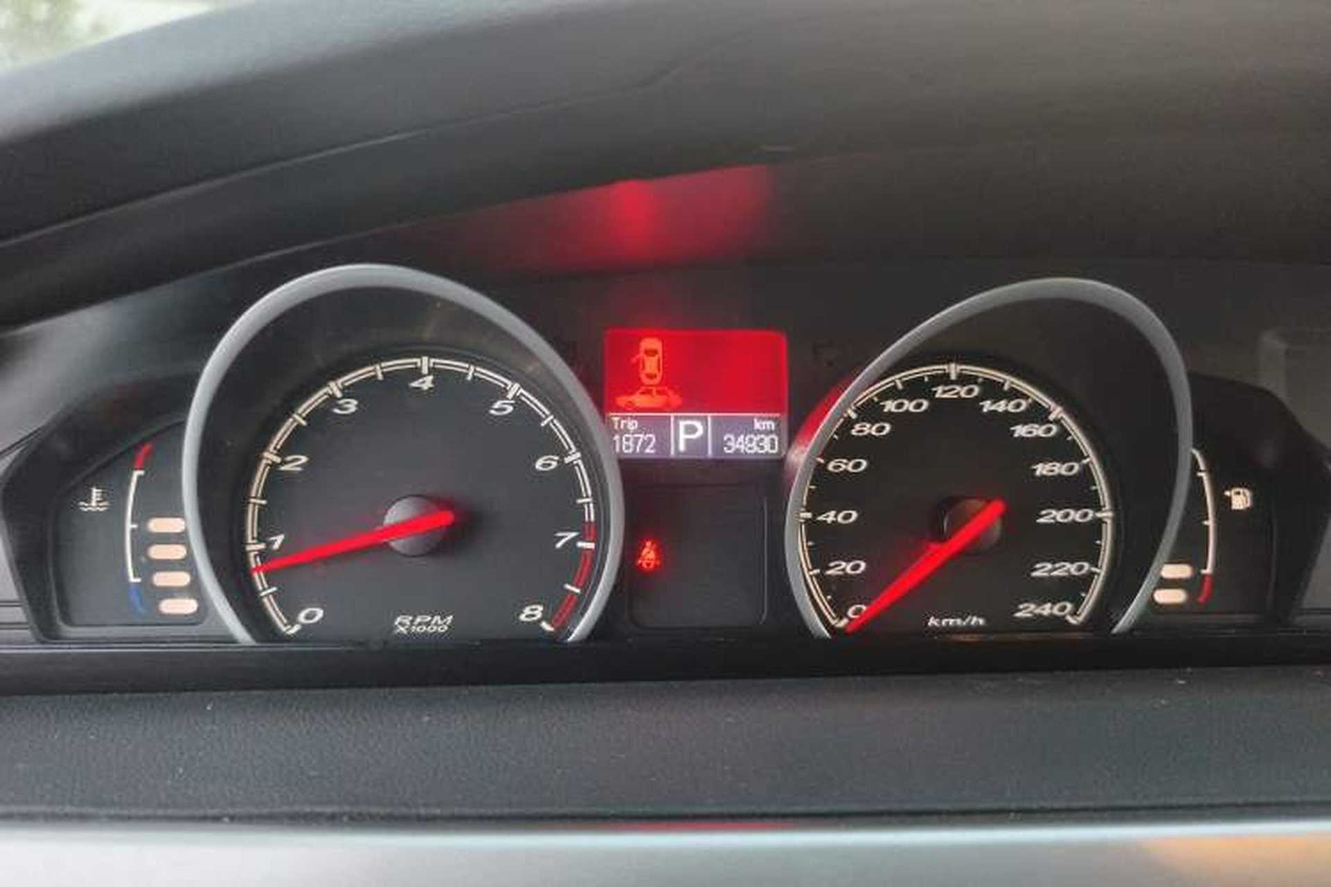 Used MG 6 2014 Hatchback 1.8T Automatic Performance Edition Odometer Close Up