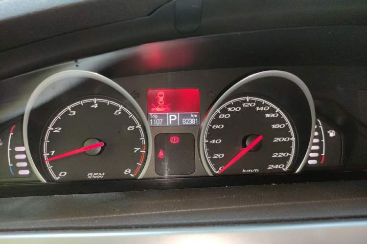 Used MG 6 2014 Hatchback 1.8L Automatic Drive Value Edition Odometer Close Up