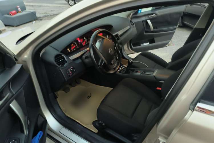 Used MG 6 2014 Hatchback 1.8L Manual Value Edition Interior 7