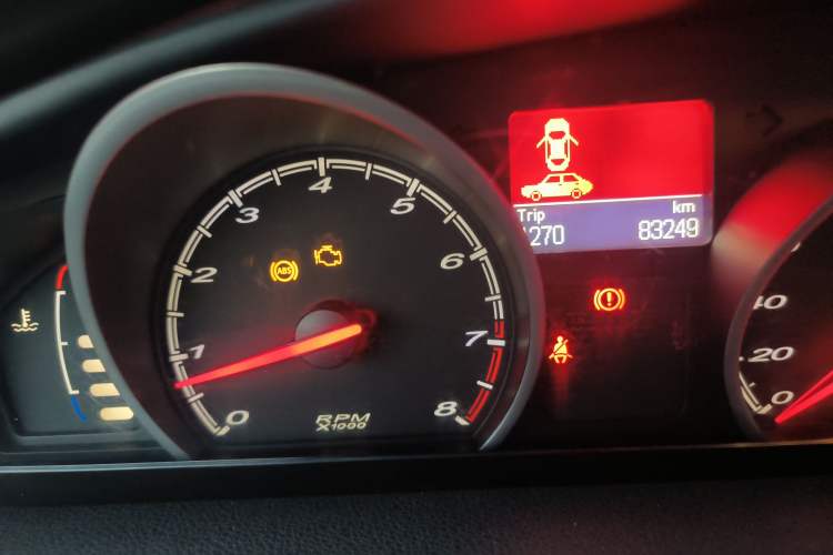Used MG 6 2014 Hatchback 1.8L Manual Value Edition Odometer Close Up