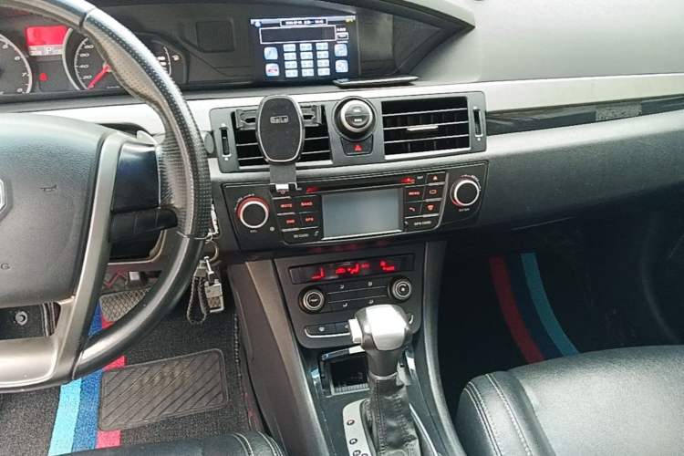 Used MG 6 2014 Hatchback 1.8L Automatic Drive Value Edition Audio And AC Panel