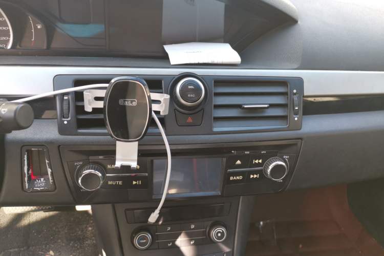 Used MG 6 2014 Hatchback 1.8T Automatic Performance Edition Audio And AC Panel