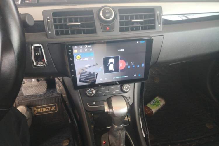 Used MG 6 2014 Hatchback 1.8L Automatic Drive Value Edition Audio And AC Panel