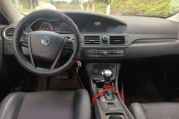 Used MG 6 2014 Hatchback 1.8T Automatic Performance Edition Center Console