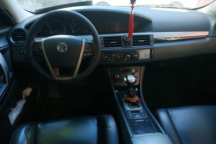 Used MG 6 2014 Hatchback 1.8T Automatic Performance Edition Center Console