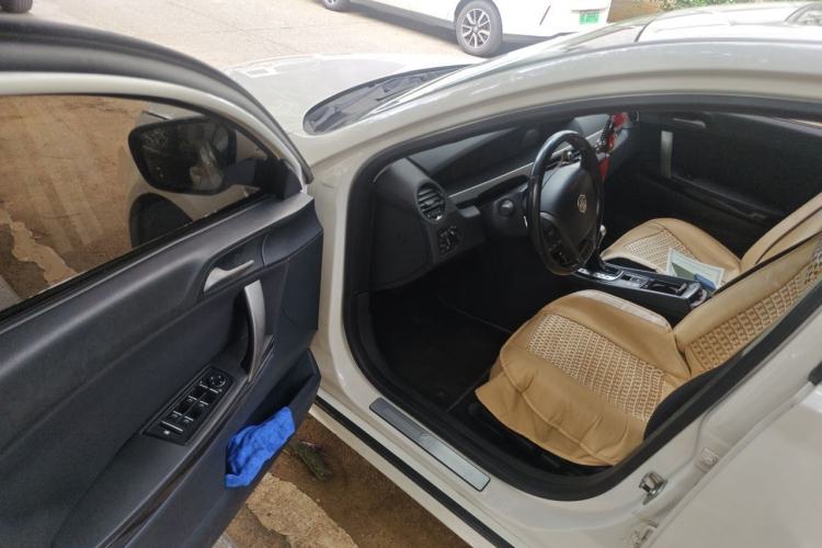 Used MG 6 2014 Hatchback 1.8L Automatic Drive Value Edition Driver Seat