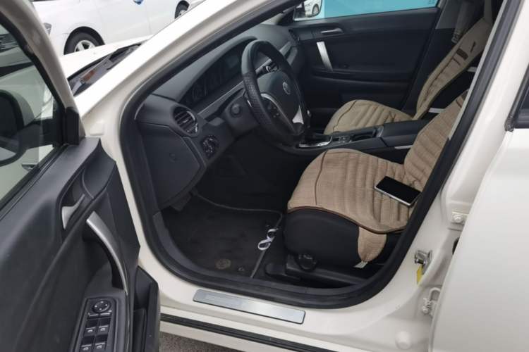 Used MG 6 2014 Hatchback 1.8L Automatic Drive Value Edition Driver Seat