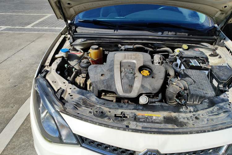 Used MG 6 2014 Hatchback 1.8T Automatic Performance Edition Engine Bay Right