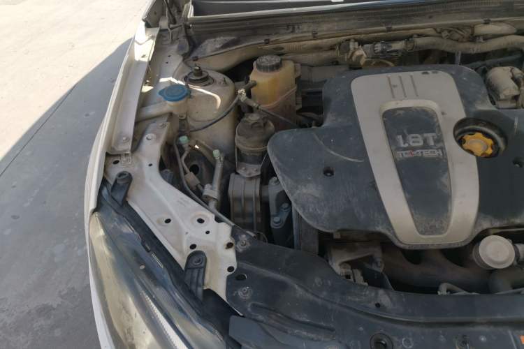 Used MG 6 2014 Hatchback 1.8T Automatic Performance Edition Engine Bay Right