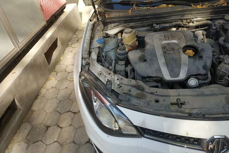 Used MG 6 2014 Hatchback 1.8T Automatic Performance Edition Engine Bay Right