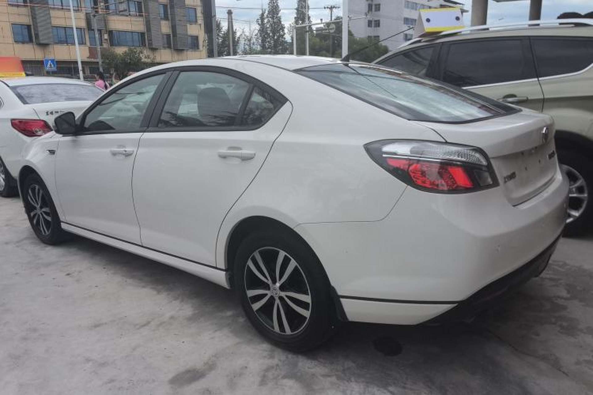 Used MG 6 2014 Hatchback 1.8L Automatic Drive Value Edition Exterior 5