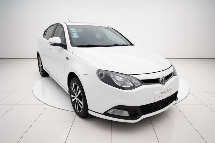 Used MG 6 2014 Hatchback 1.8L Automatic Drive Value Edition Front Right 45 Deg