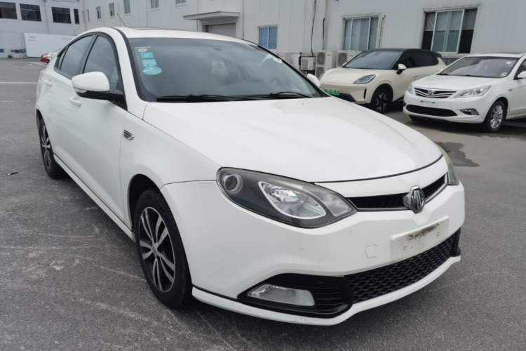 Used MG 6 2014 Hatchback 1.8L Automatic Drive Value Edition Front Right 45 Deg