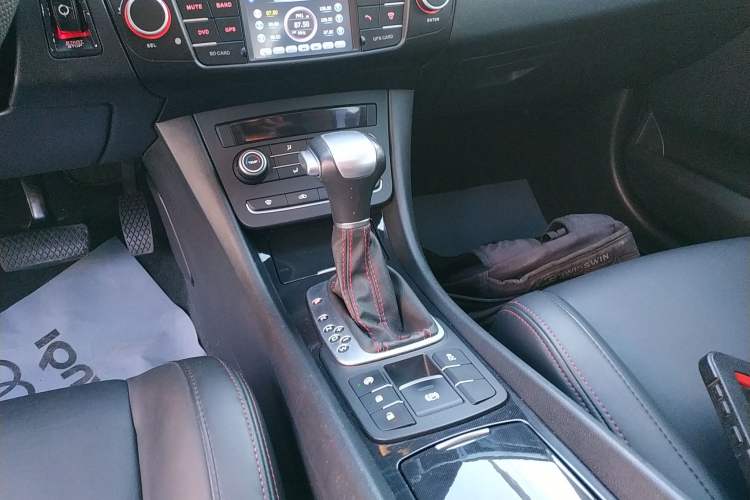 Used MG 6 2014 Hatchback 1.8T Automatic Performance Edition Gear Lever