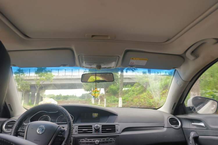 Used MG 6 2014 Hatchback 1.8T Automatic Performance Edition Headliner
