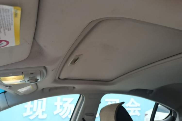 Used MG 6 2014 Hatchback 1.8L Automatic Drive Value Edition Headliner