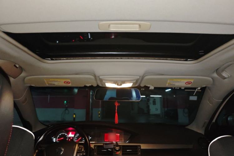 Used MG 6 2014 Hatchback 1.8T Automatic Performance Edition Headliner