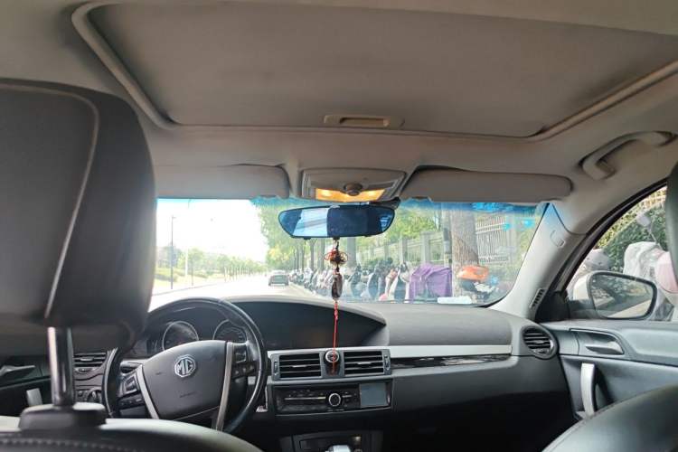 Used MG 6 2014 Hatchback 1.8T Automatic Performance Edition Headliner