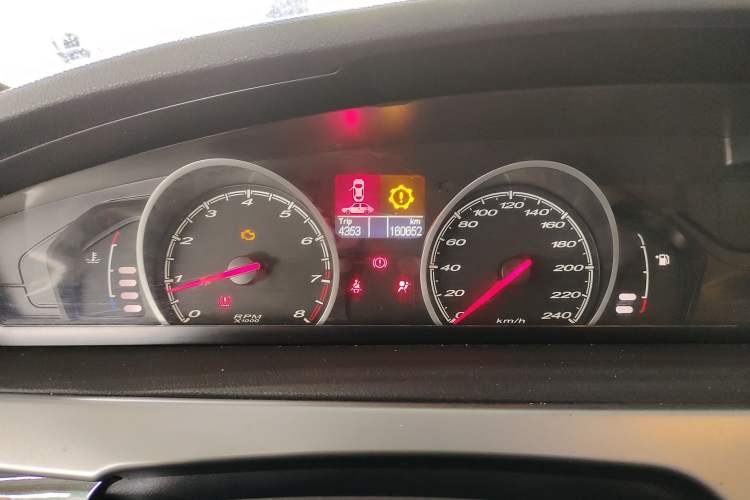 Used MG 6 2014 Hatchback 1.8T Automatic Performance Edition Instrument Cluster