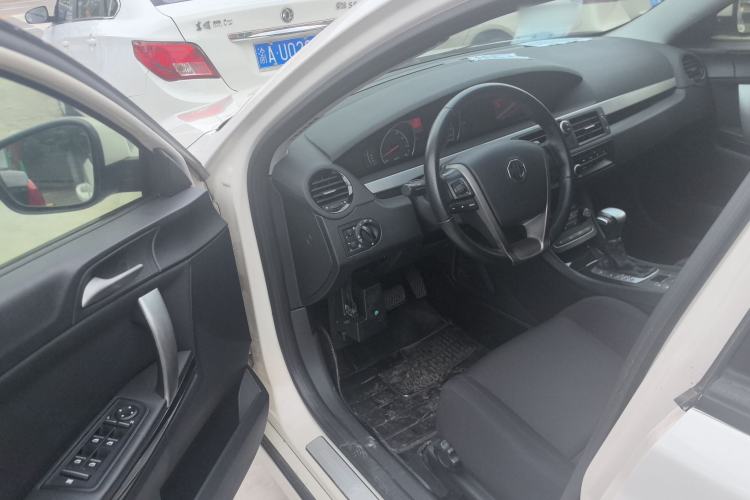 Used MG 6 2014 Hatchback 1.8L Automatic Drive Value Edition Interior 2