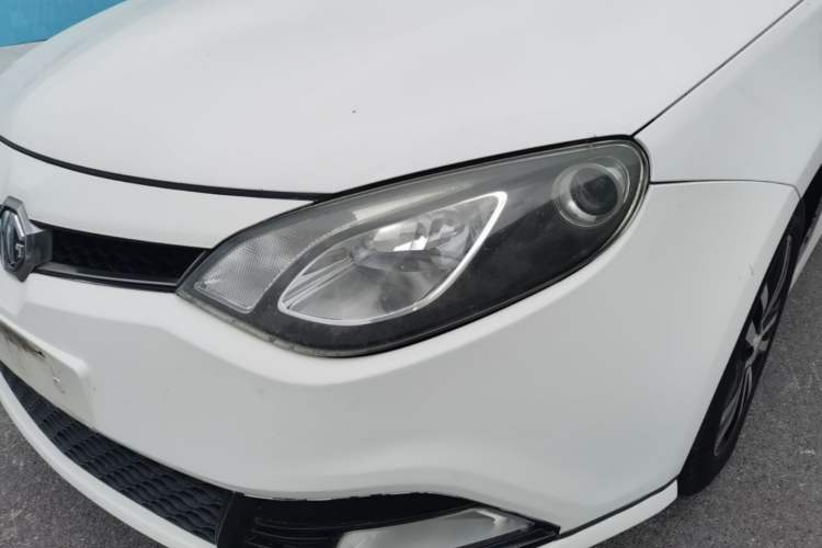 Used MG 6 2014 Hatchback 1.8L Automatic Drive Value Edition Left Front Headlight