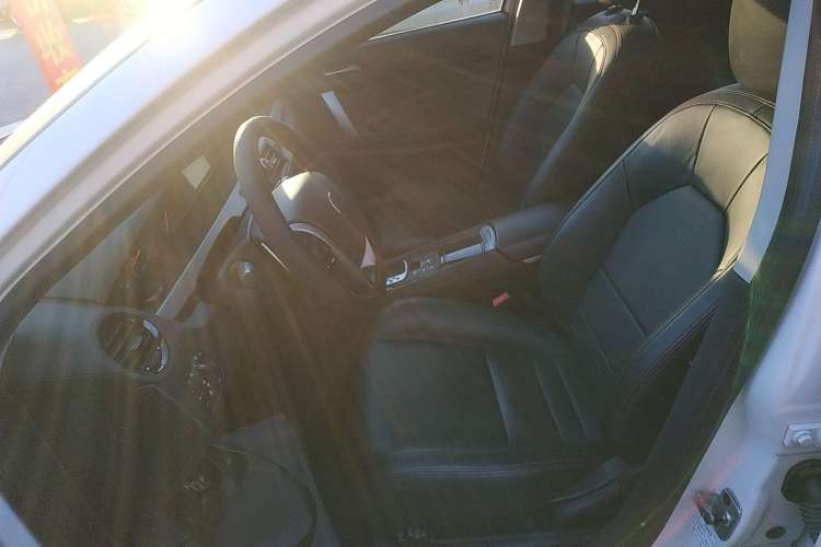 Used MG 6 2014 Hatchback 1.8T Automatic Performance Edition Left Front Seat