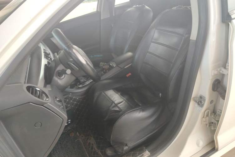Used MG 6 2014 Hatchback 1.8L Automatic Drive Value Edition Left Front Seat