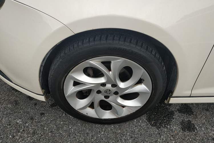 Used MG 6 2014 Hatchback 1.8T Automatic Performance Edition Left Front Wheel Hub