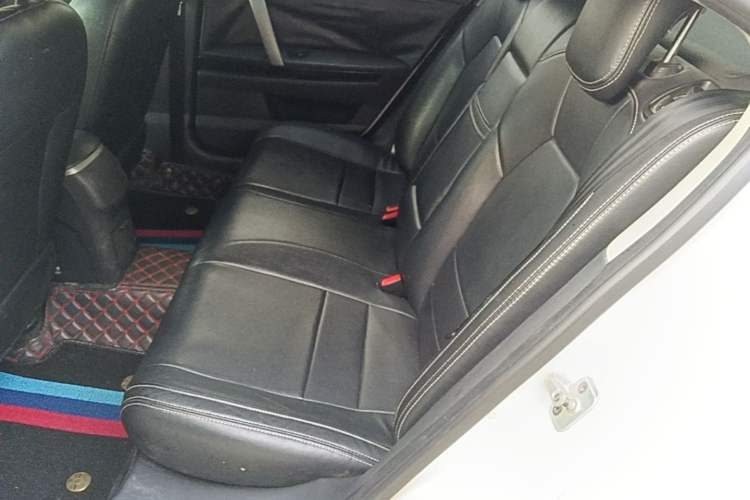 Used MG 6 2014 Hatchback 1.8L Automatic Drive Value Edition Left Rear Seat