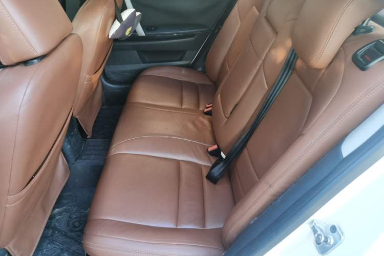 Used MG 6 2014 Hatchback 1.8L Automatic Drive Value Edition Left Rear Seat