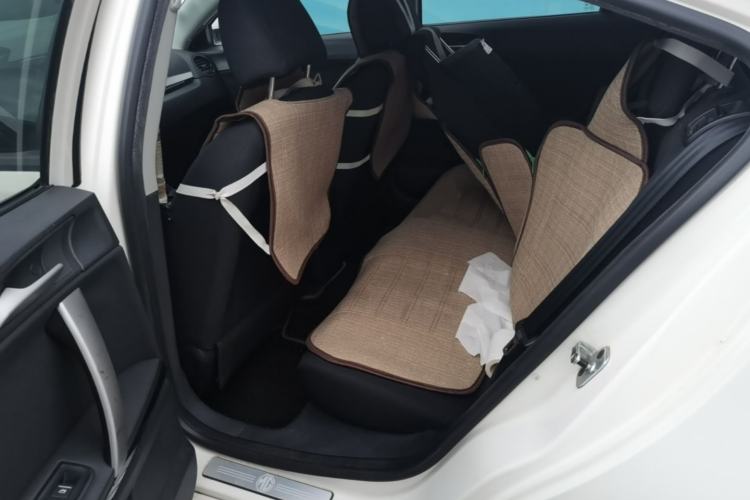 Used MG 6 2014 Hatchback 1.8L Automatic Drive Value Edition Left Rear Seat
