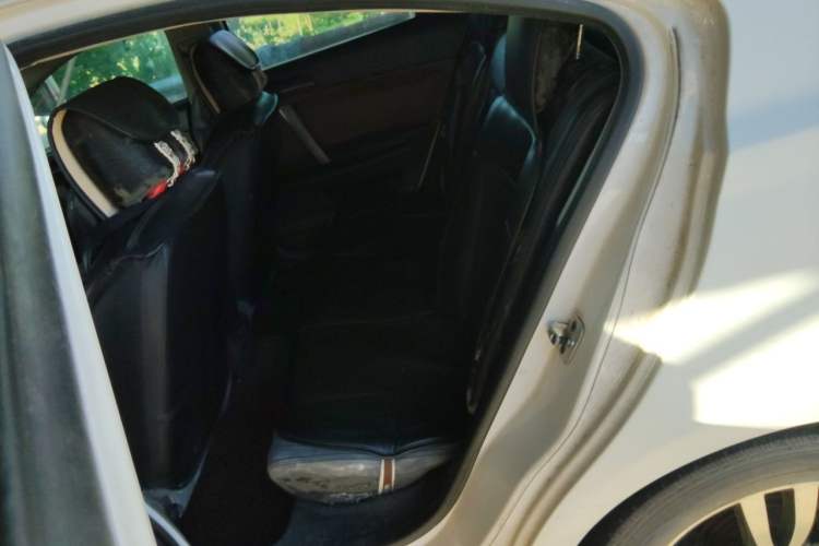 Used MG 6 2014 Hatchback 1.8L Automatic Drive Value Edition Left Rear Seat