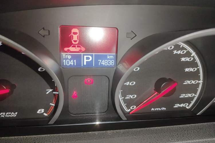 Used MG 6 2014 Hatchback 1.8T Automatic Performance Edition Odometer Close Up