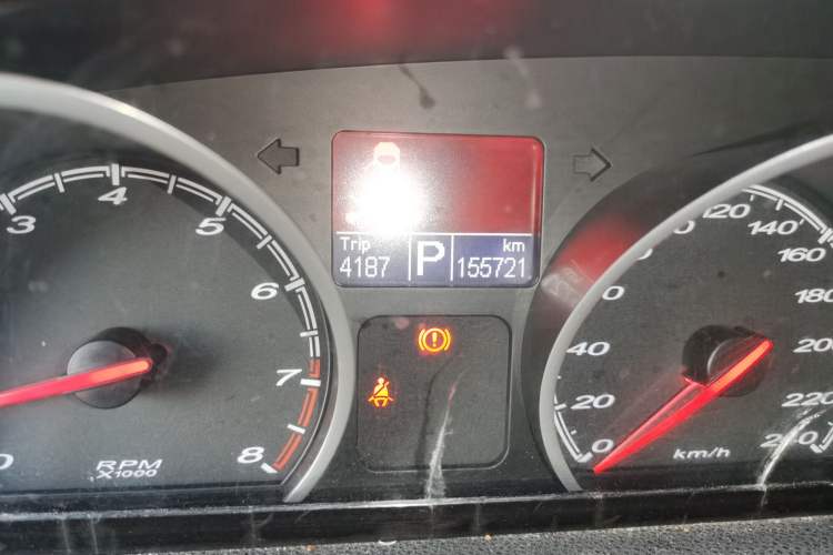 Used MG 6 2014 Hatchback 1.8L Automatic Drive Value Edition Odometer Close Up