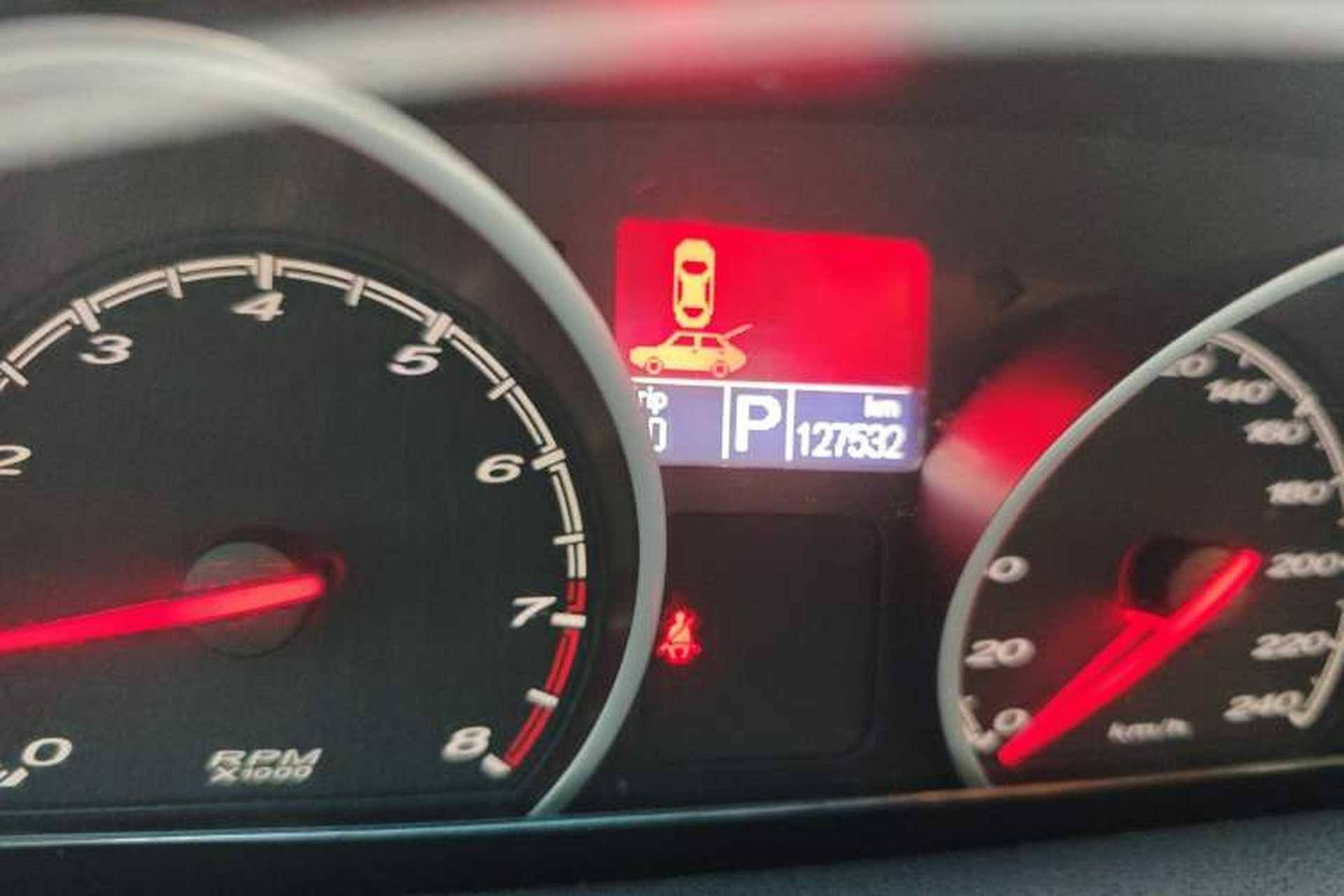 Used MG 6 2014 Hatchback 1.8T Automatic Performance Edition Odometer Close Up