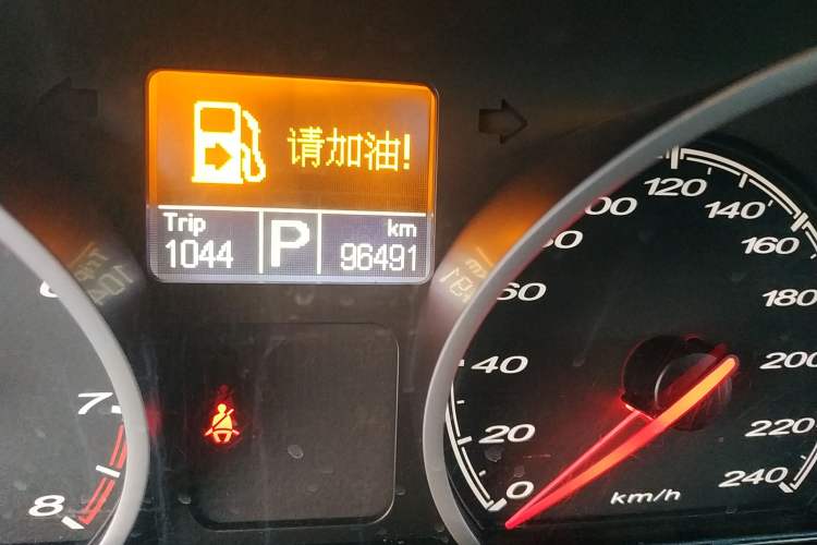 Used MG 6 2014 Hatchback 1.8T Automatic Performance Edition Odometer Close Up