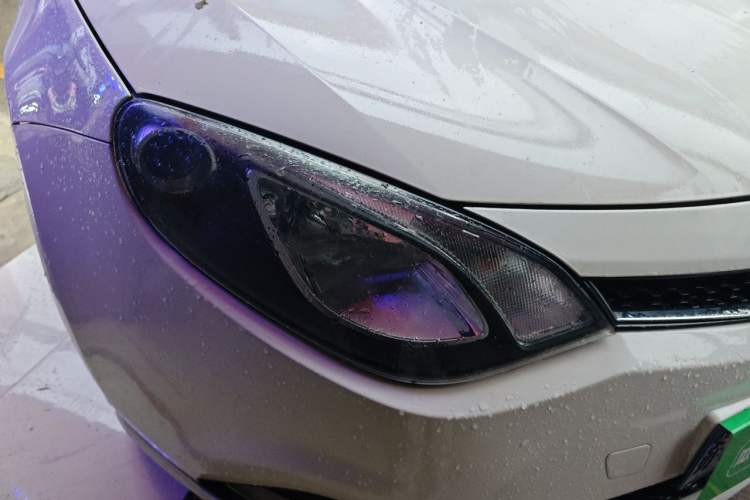 Used MG 6 2014 Hatchback 1.8T Manual Performance Edition Right Front Headlight