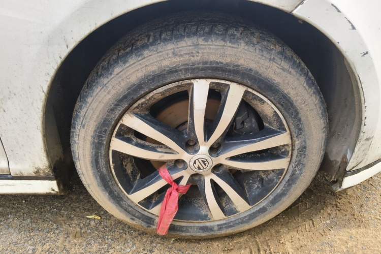 Used MG 6 2014 Hatchback 1.8L Manual Value Edition Right Front Wheel Hub