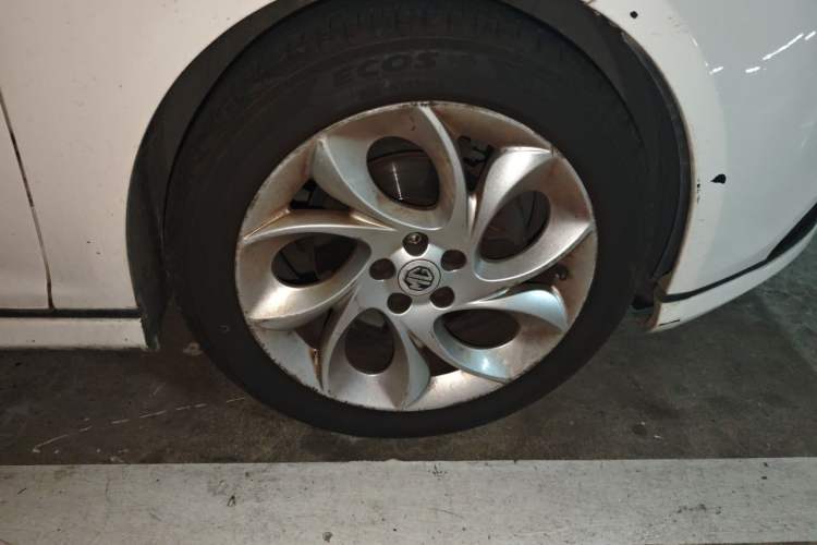 Used MG 6 2014 Hatchback 1.8T Automatic Performance Edition Right Front Wheel Hub