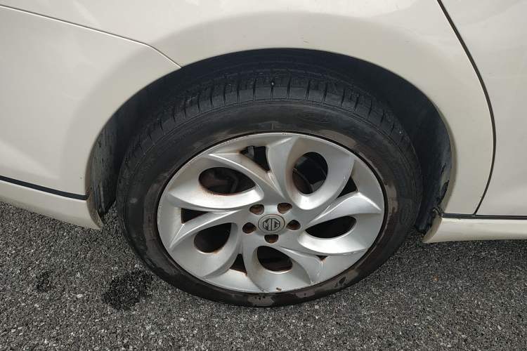 Used MG 6 2014 Hatchback 1.8T Automatic Performance Edition Right Rear Wheel Hub