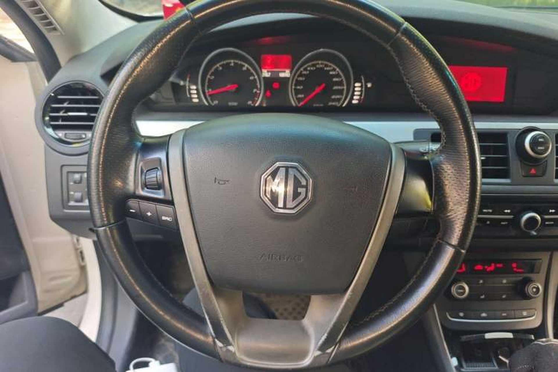 Used MG 6 2014 Hatchback 1.8L Manual Comfort Edition Steering Wheel