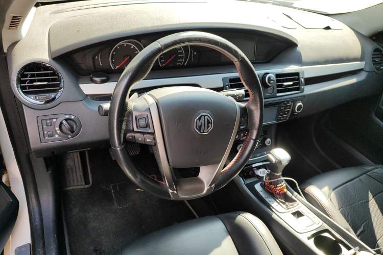 Used MG 6 2014 Hatchback 1.8T Automatic Performance Edition Steering Wheel