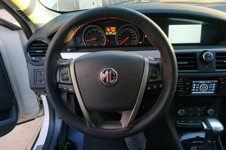 Used MG 6 2014 Hatchback 1.8T Automatic Performance Edition Steering Wheel