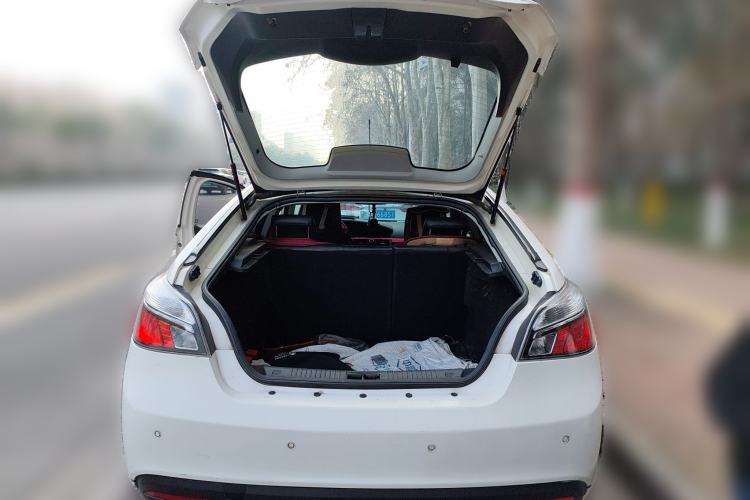Used MG 6 2014 Hatchback 1.8T Automatic Performance Edition Trunk