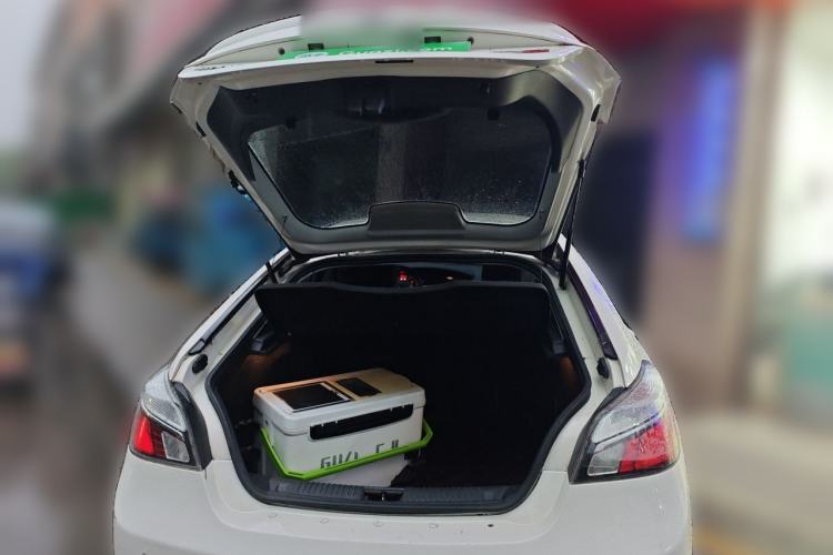 Used MG 6 2014 Hatchback 1.8T Manual Performance Edition Trunk