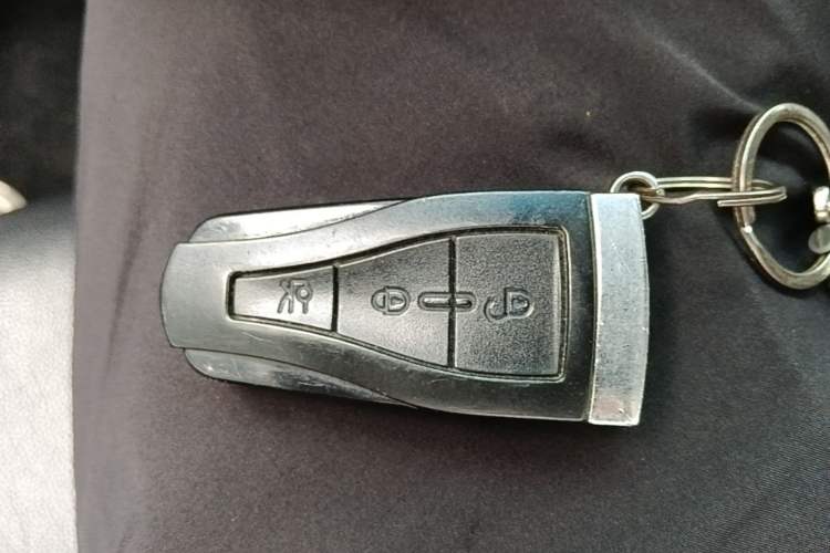 Used MG 6 2014 Hatchback 1.8L Automatic Drive Value Edition Vehicle Key
