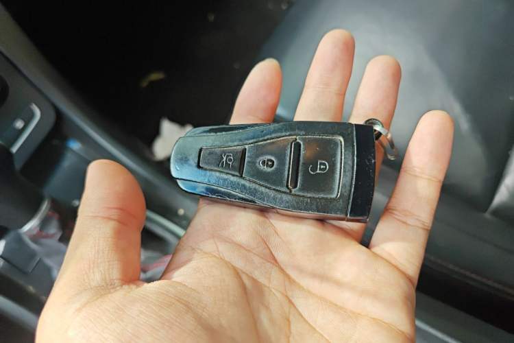 Used MG 6 2014 Hatchback 1.8T Automatic Performance Edition Vehicle Key